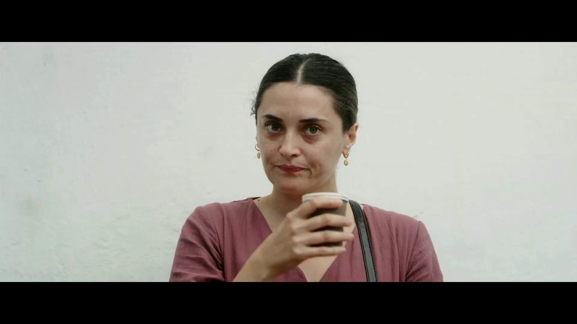 Bana Karanlığını Anlat frame 3
